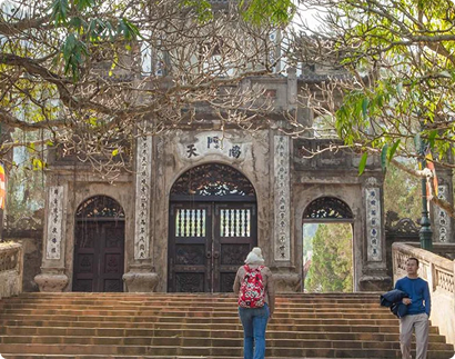 Quần thể Thắng cảnh Chùa Hương (Hương Sơn)