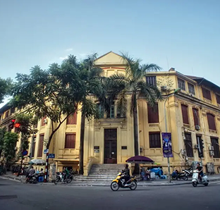 Không gian văn hóa Chợ Đồng Xuân
